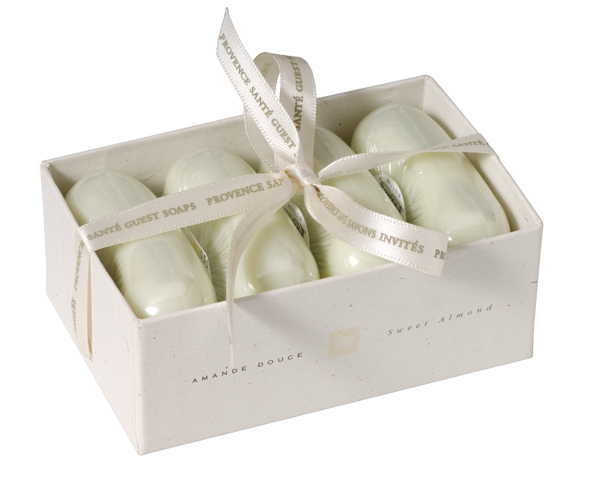 Giftbox 4 soaps 50g Almond